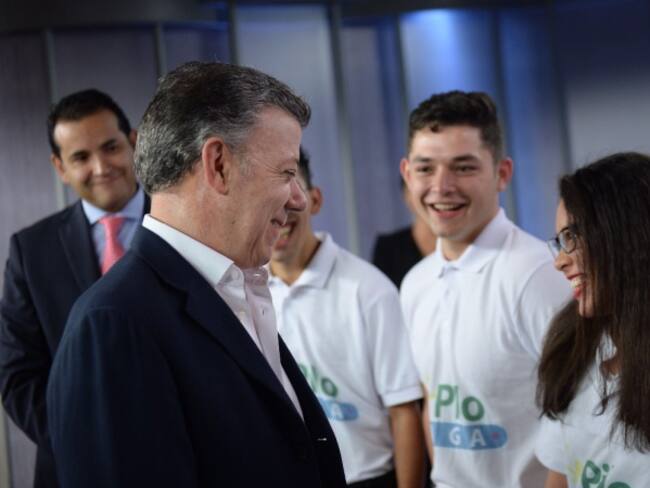 Santos anuncia 8.000 nuevas becas en la última fase del programa &#039;Ser Pilo Paga&#039;