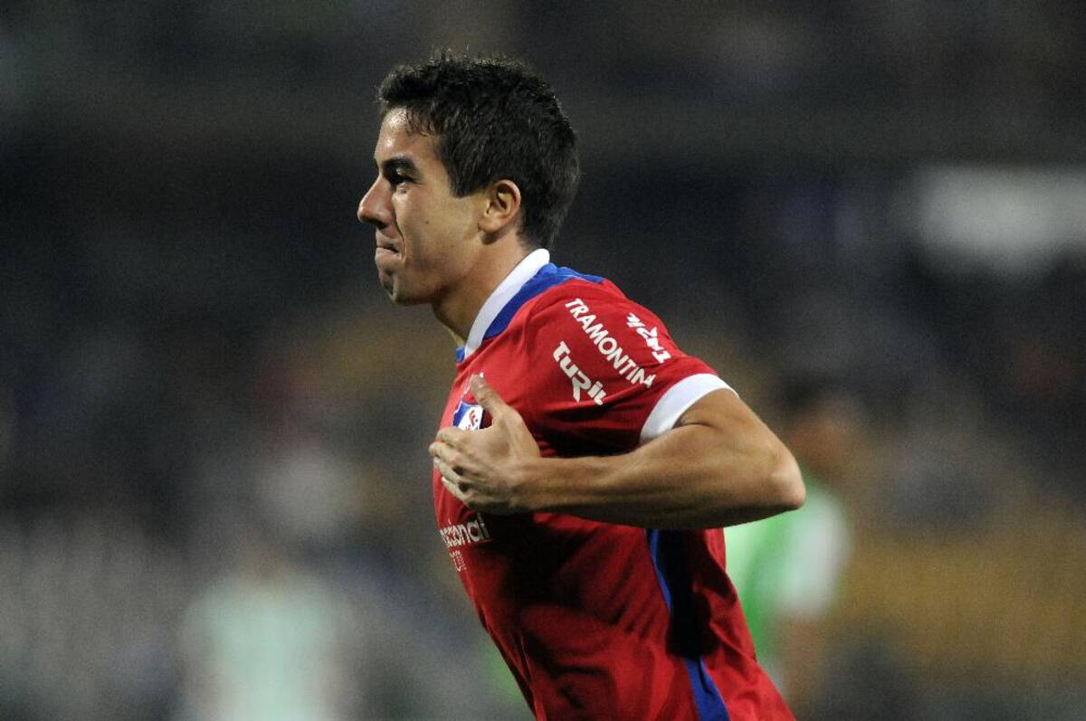 Los goles de Carlos De Pena y Santiago García marcaron para los visitantes. Daniel Bocanegra anotó doblete para los dueños de casa.