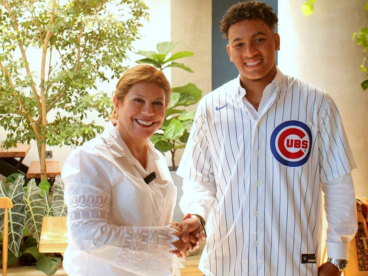 Claudia Espinosa respalda el talento de la ‘pelota caliente’ en Turbaco