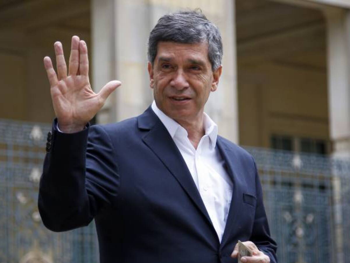 Citan al congreso al nuevo ministro para el Posconflicto