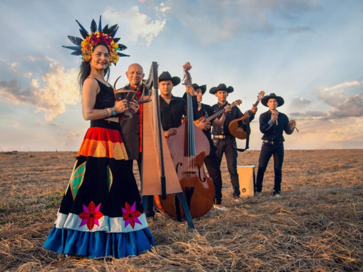 Grupo musical Cimarrón, liderado por Ana Veydó, llevará el joropo a 18 teatros de Japón