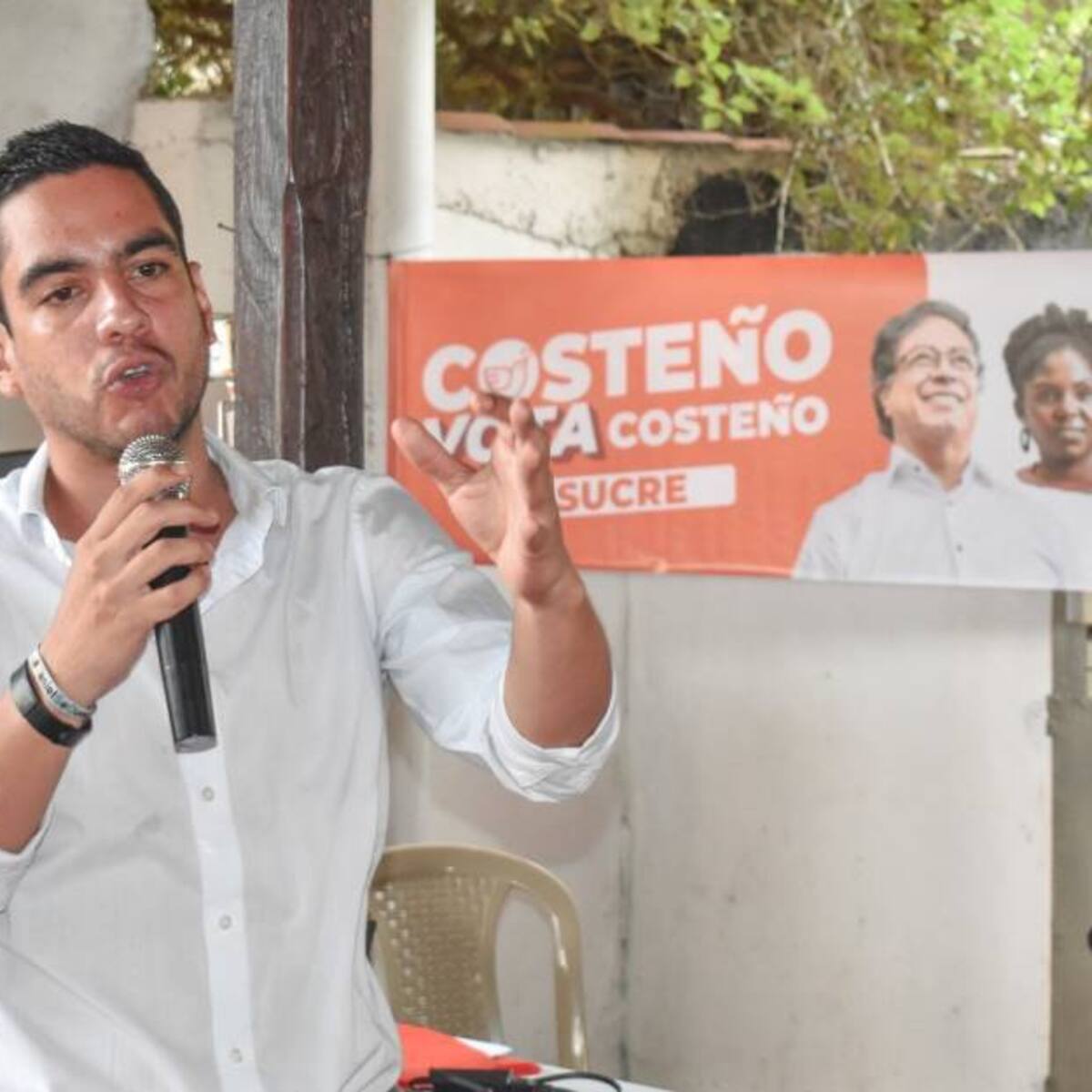 Alex Flórez tutela al alcalde Federico Gutiérrez, en respuesta, denunciaron al senador