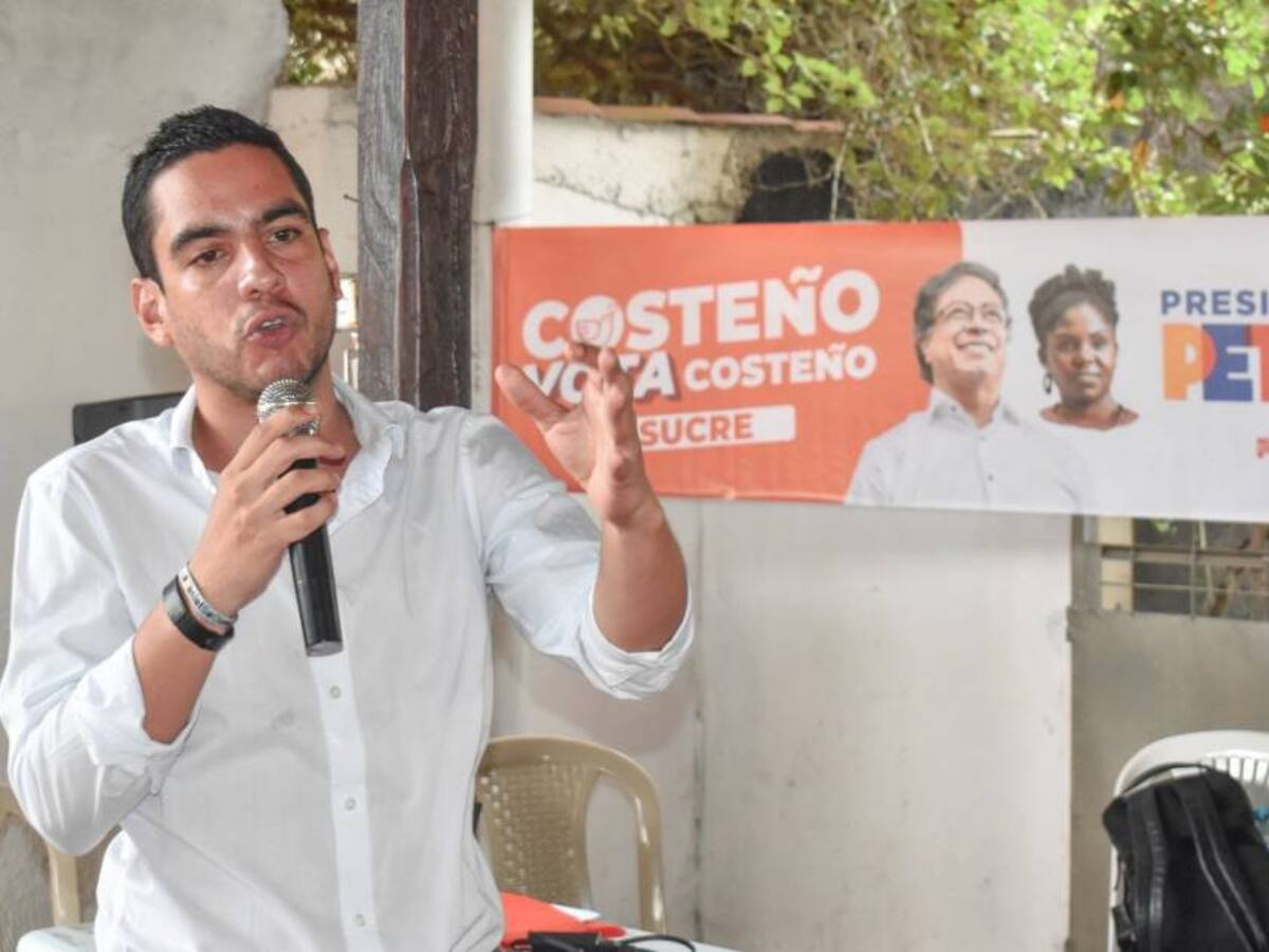 Fuerte polémica por video en el que senador Alex Flórez intenta agredir a un policía