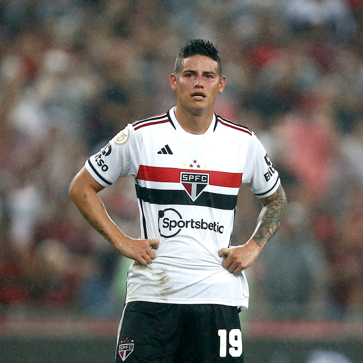 Vuelve el fútbol de clubes: Prográmese con los partidos de los jugadores colombianos