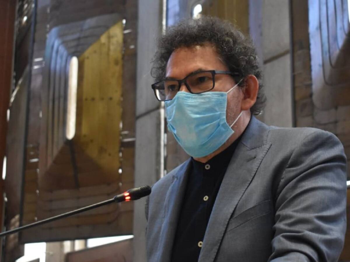 Alape pidió perdón por asesinato de exgobernador Gaviria y el asesor de paz
