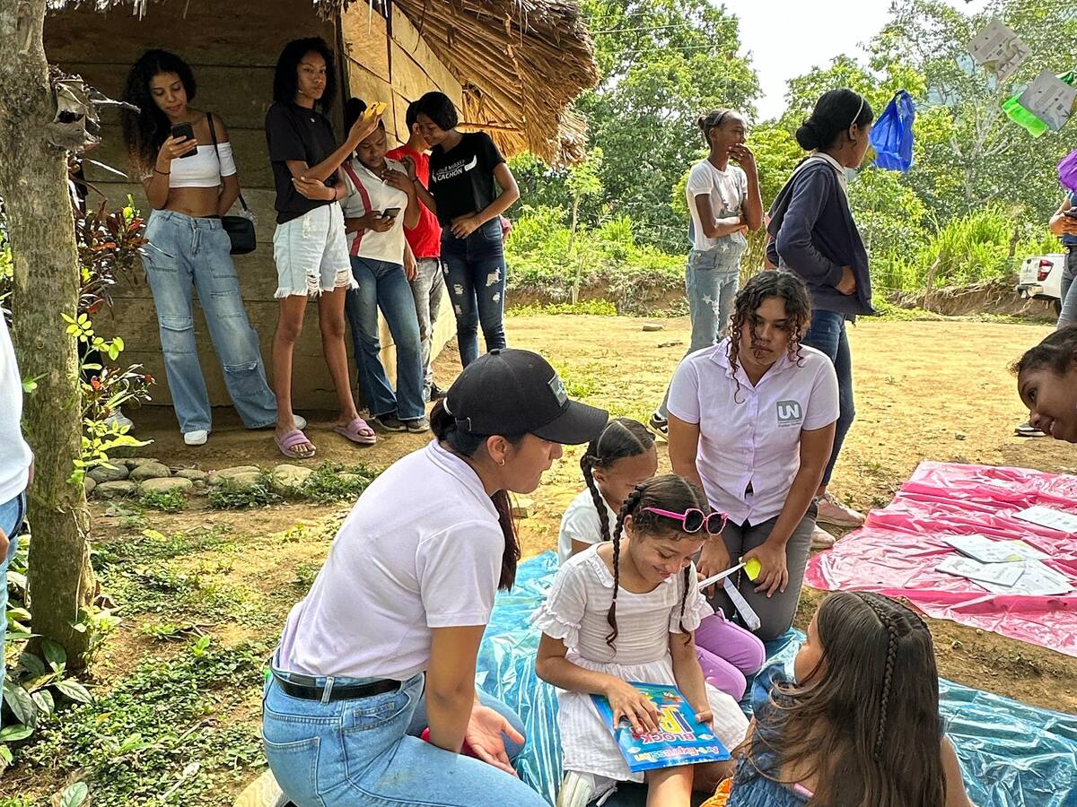 Por primera vez llegó el Estado hasta la vereda Casa de Piedra con la oferta de Justo Bolívar