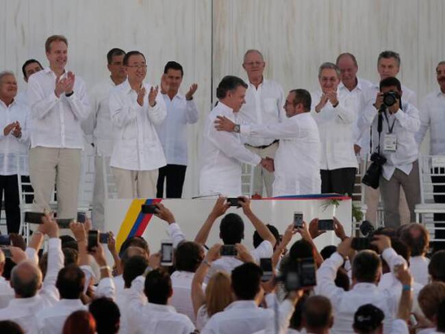 Equipo negociador explora en La Habana qué tanto estarían dispuestas las Farc a reabrir algunos puntos del acuerdo