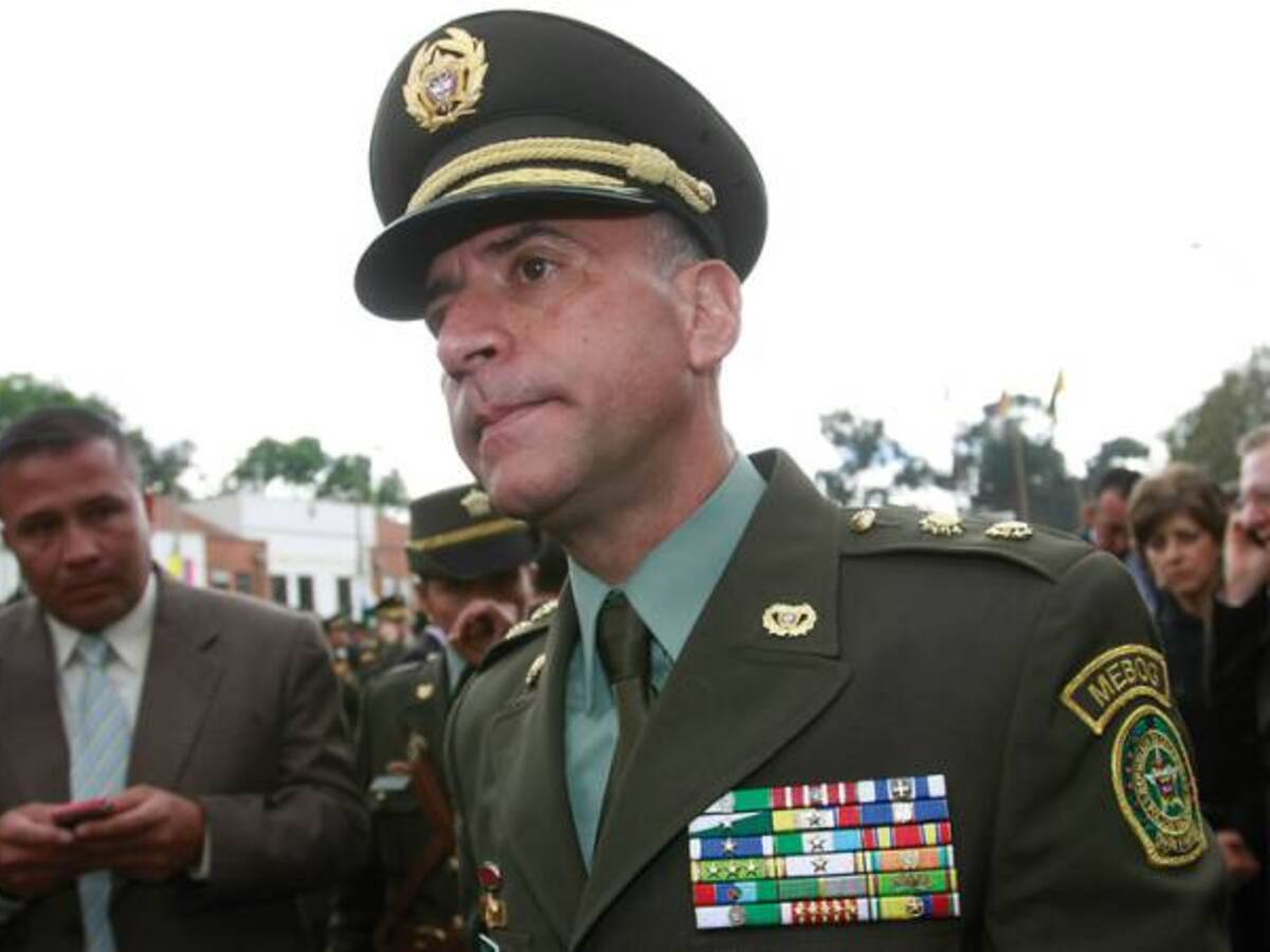 Mindefensa solicitó al Senado aplazar el ascenso del general Martínez