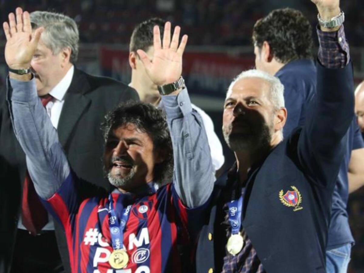 Con Leonel Álvarez, Cerro Porteño conquista su título 32 en Paraguay