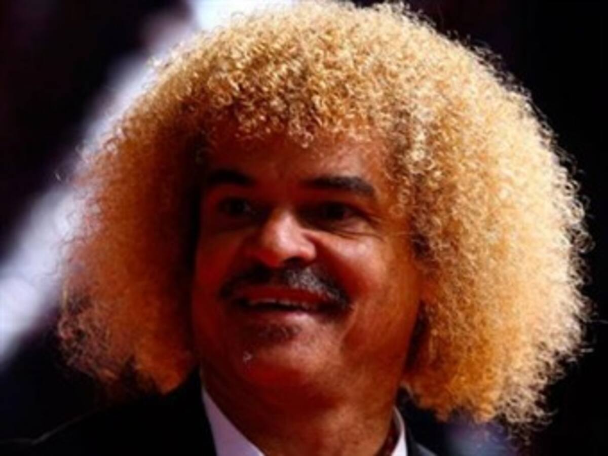 Carlos Valderrama teñirá su cabellera para apoyar lucha contra cáncer de seno