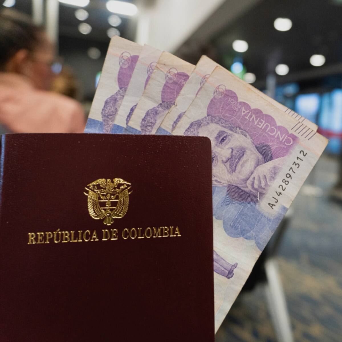 Cancillería no tiene reserva presupuestal para contrato de pasaportes con Thomas Greg