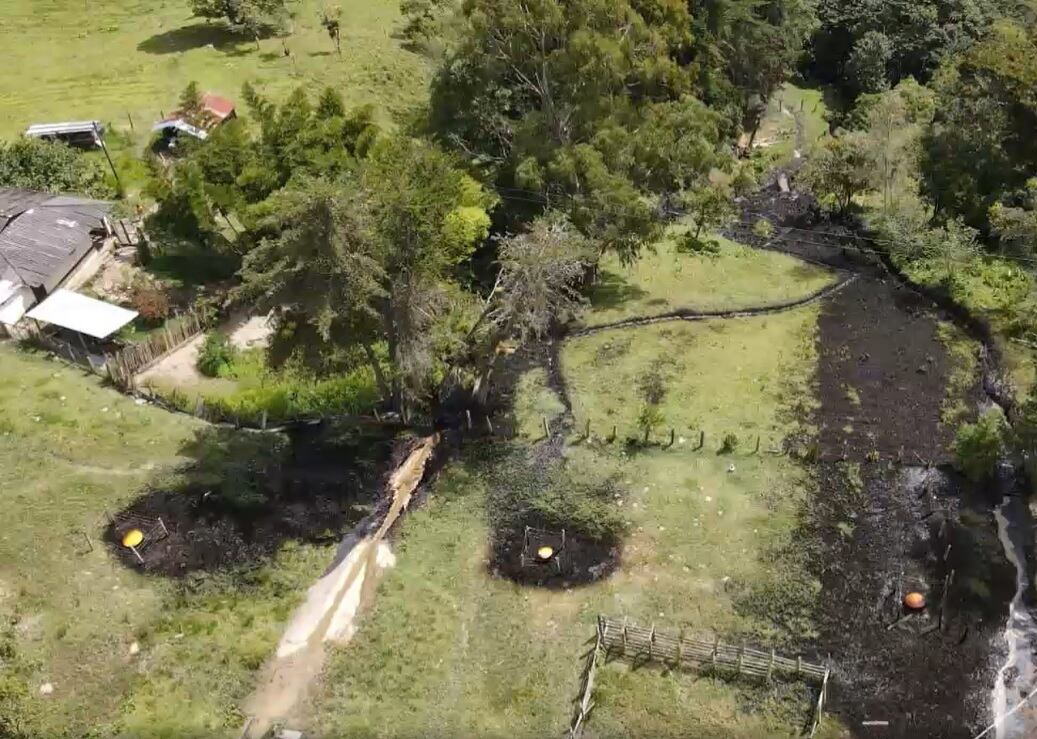 Derrame de crudo en vereda San José de Pedregales - Foto: Alcaldía de Toledo