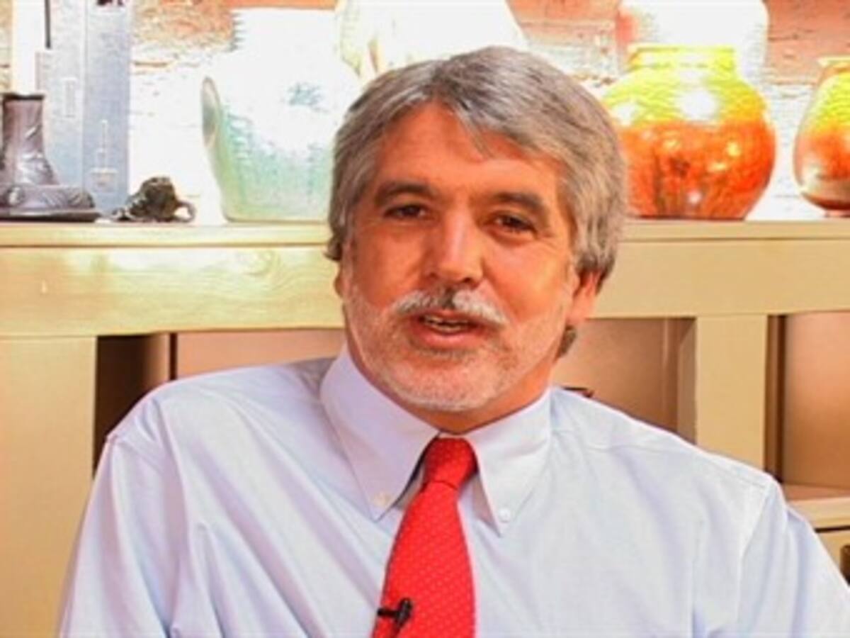 Enrique Peñalosa, ex-alcalde de Bogotá recibe premio Gotemburgo