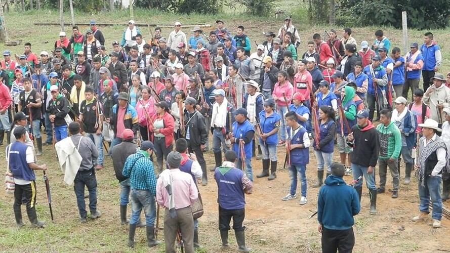 La vía Cali-Popayán fue cerrada por paro campesino. Foto: Colprensa