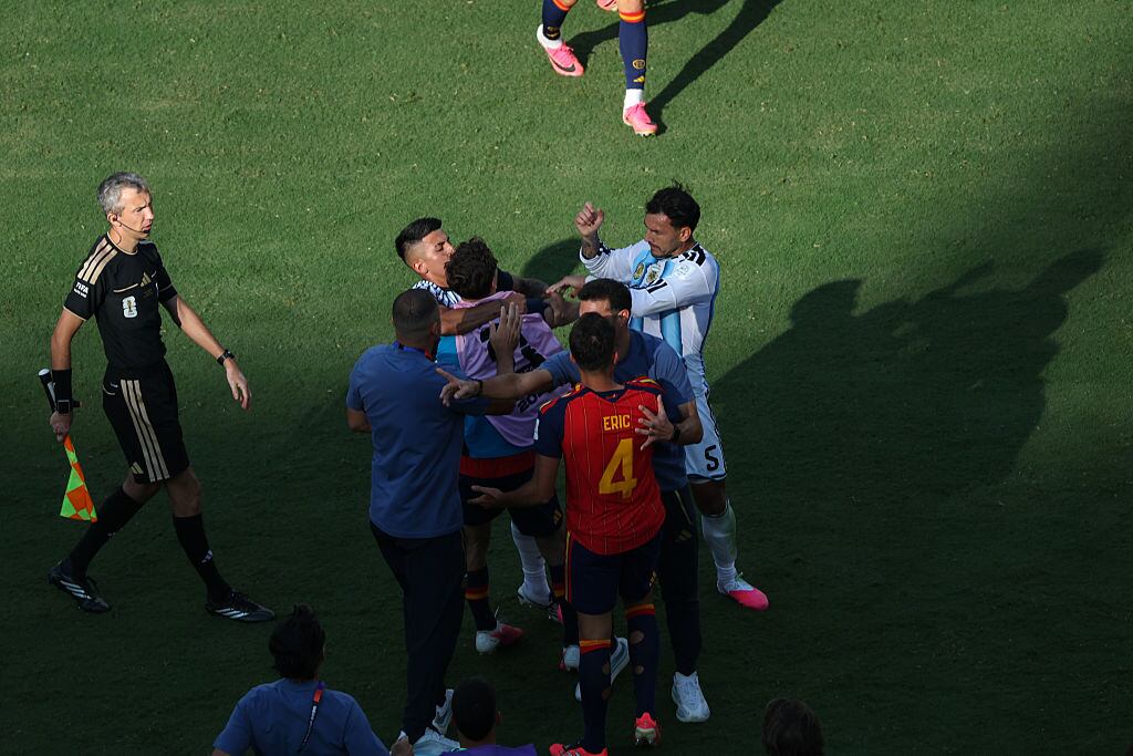 Hechos de agresión en la final del Mundial 2026 / via Getty Images