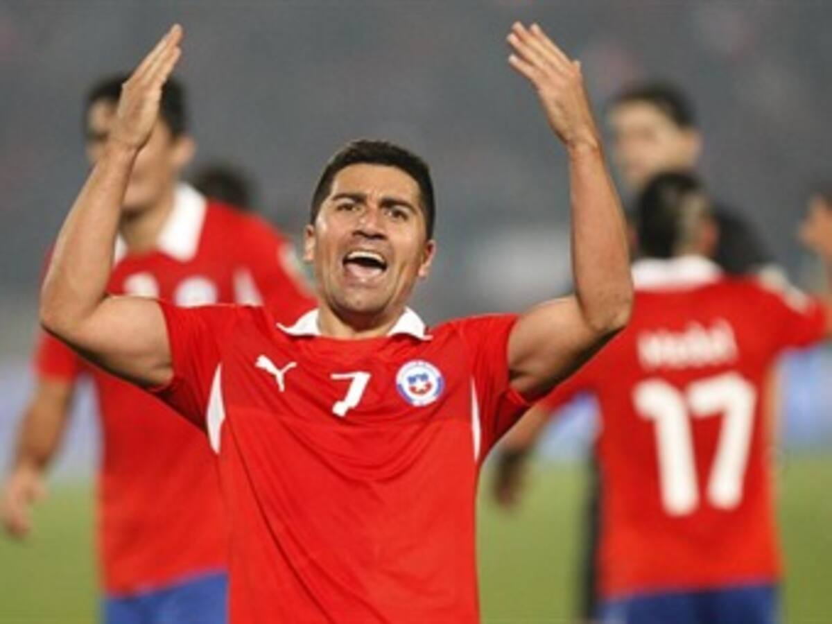 Chile se acerca al Mundial tras cosechar tercera victoria consecutiva