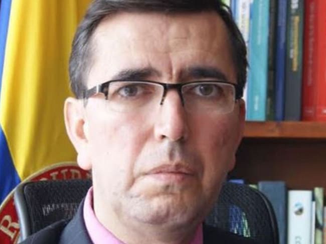 Juez suspende destitución del exdirector de la CAR Cundinamarca