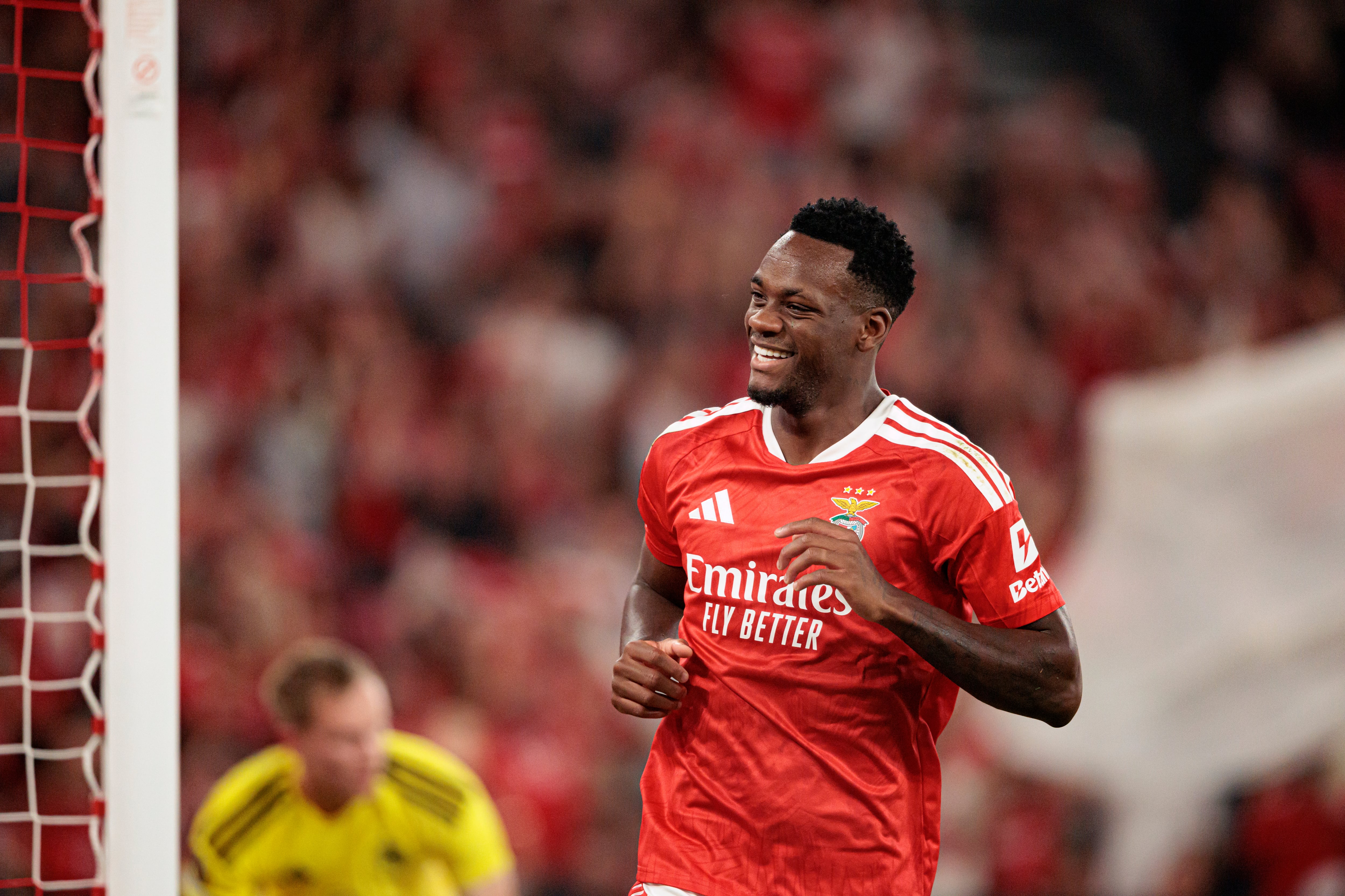 Jhon Jader Durán sufrió insólita expulsión con el Benfica en la Liga Portuguesa: vea la secuencia. (Photo by Maciej Rogowski/Eurasia Sport Images/Getty Images)