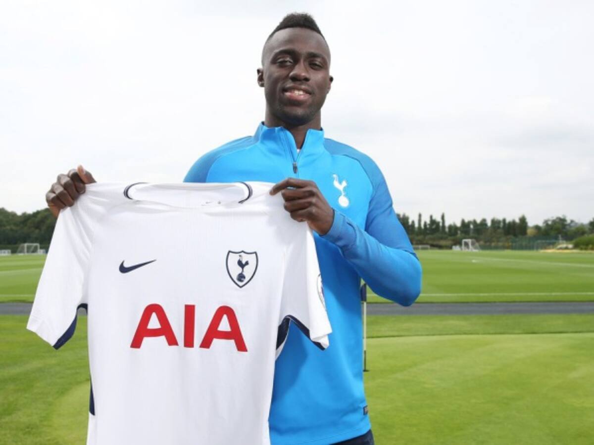 Dávinson Sánchez ya se unió al Tottenham, así fue su llegada al equipo