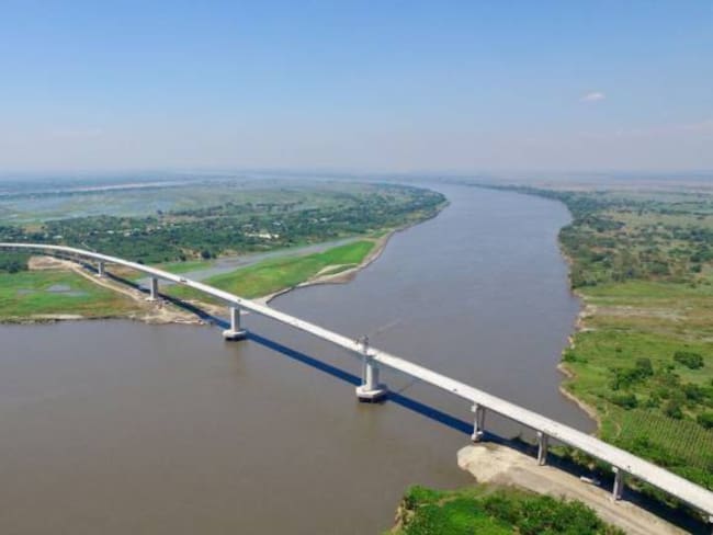 Gobernador de Bolívar pide bautizar puente con el nombre de nieta de Santos