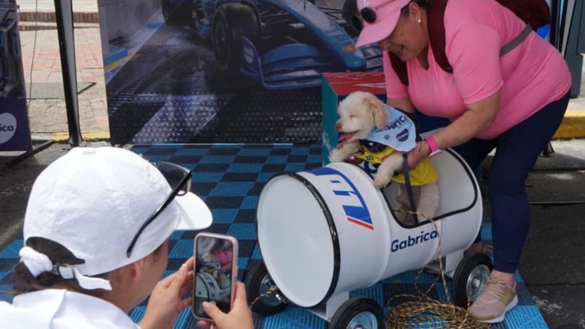 Instalan estaciones ‘Pit Stop’ para mascotas en la ciclovía de Bogotá: juegos, veterinaria y más