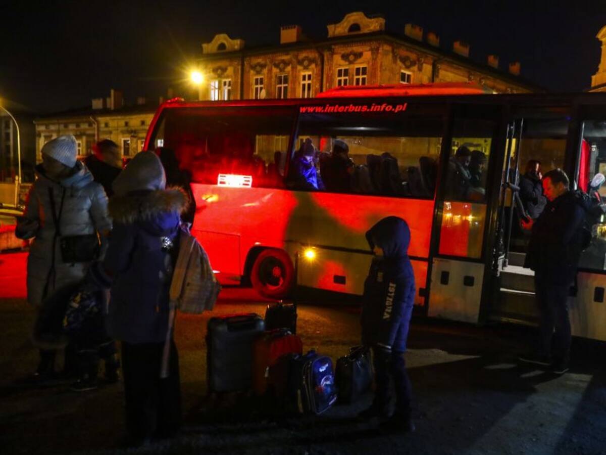 Gobierno da detalles de cómo avanza la salida de colombianos en Ucrania