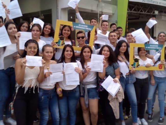 Con tutelas protestan estudiantes de la universidad del Tolima