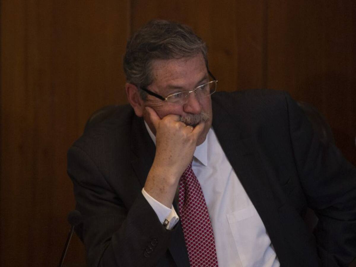 Lista terna para reemplazo de Luis Guerrero en la Corte Constitucional