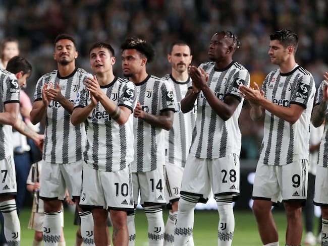 Juventus en la despedida de Dyabala y Chiellini
