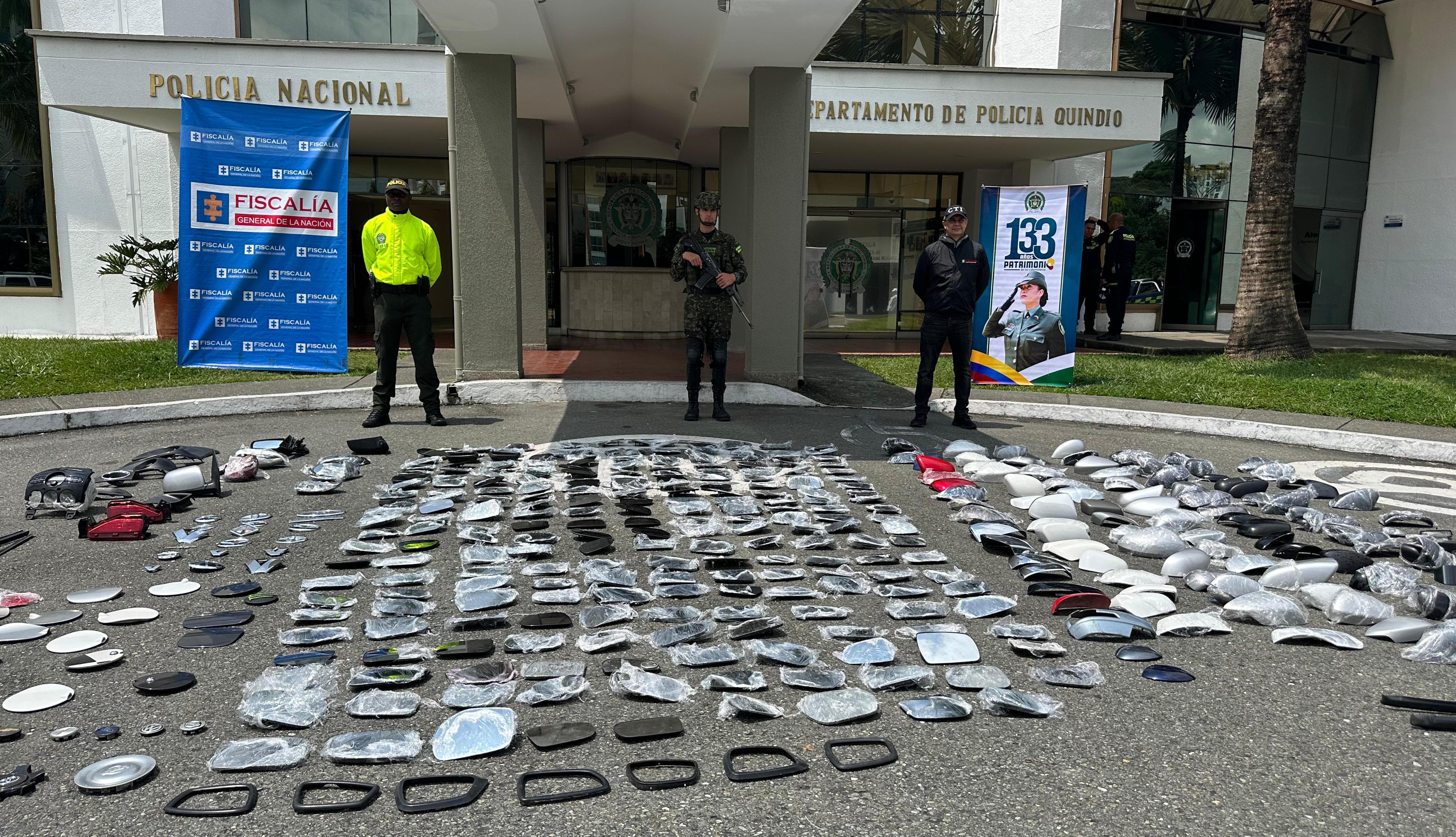 Incautación de autopartes hurtadas de vehículos en Armenia. Foto. Cortesía Policía, Quindío