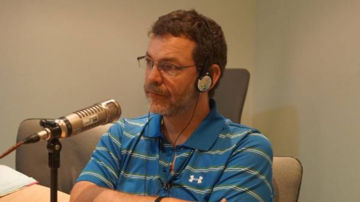 Dr. Santiago Rojas.