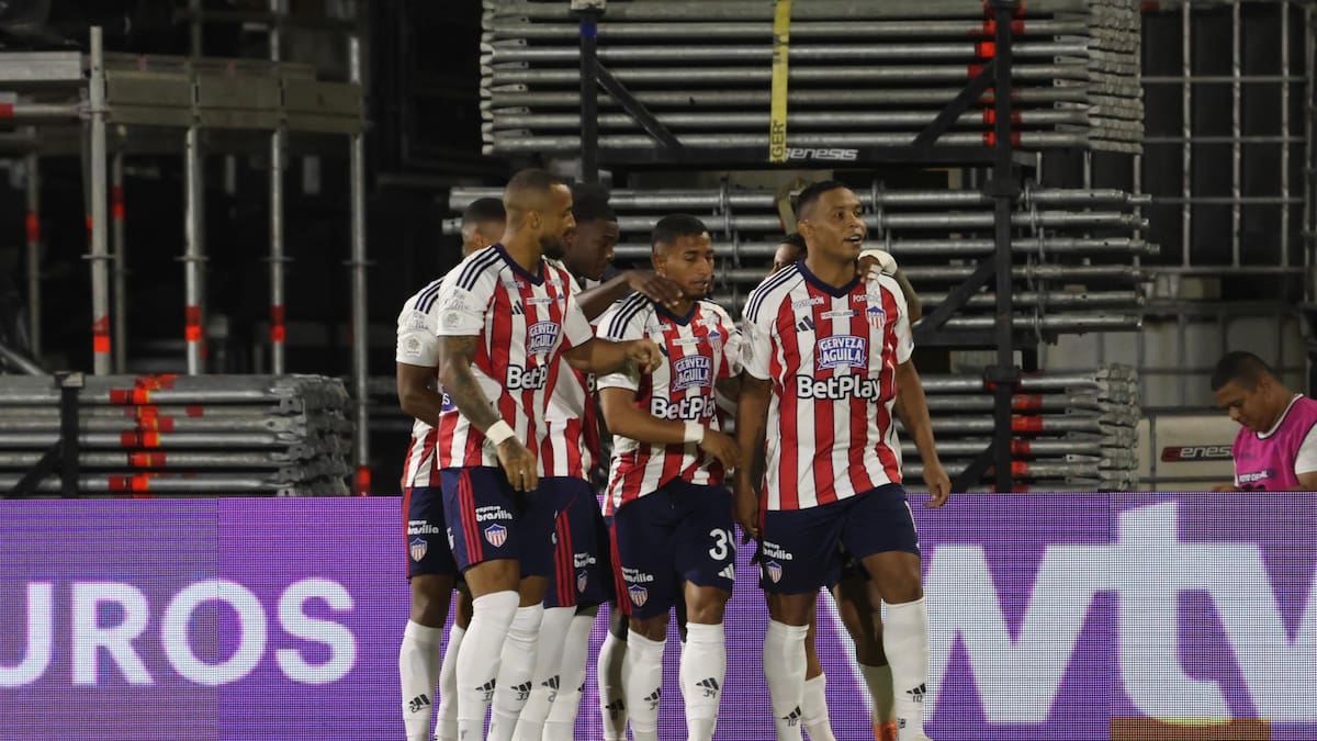 Junior consiguió un triunfo agónico en partidazo contra el América y se metió a los ocho