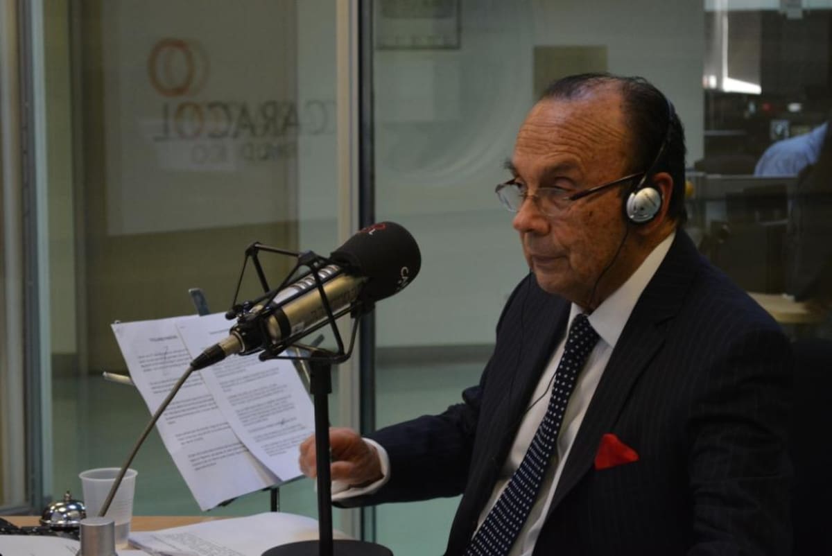 Neutral, inteligente y con humor fino, Peláez es uno de los periodistas más admirados en Colombia.