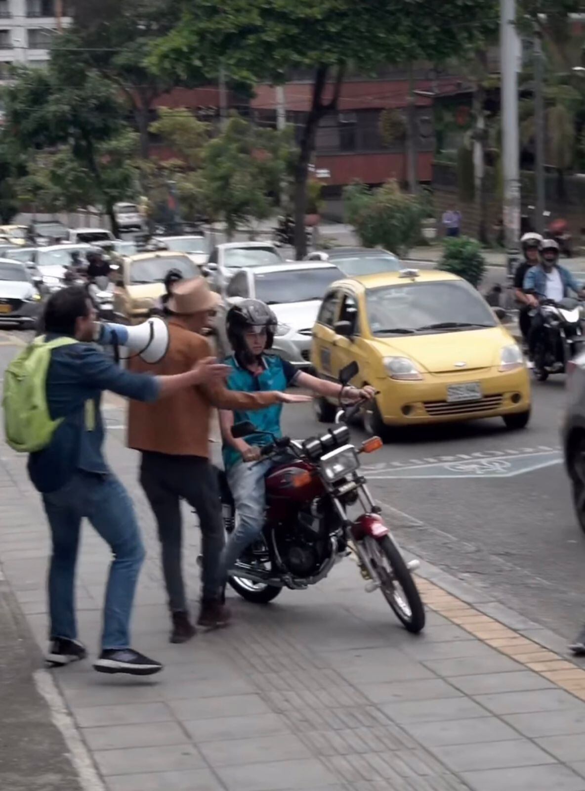Carlos Parra y Danovis Lozano en medio de la campaña
