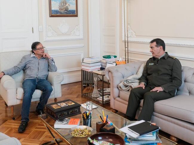 Presidente Petro y el director de la Policía, general William Salamanca. Cortesía: Casa de Nariño.
