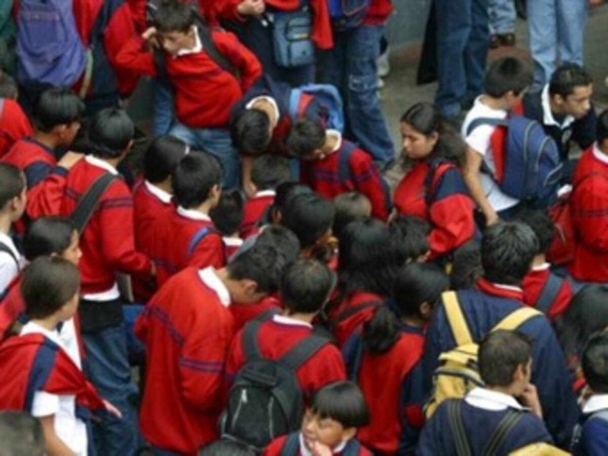 Distrito niega denuncia de Personería sobre seguro para estudiantes