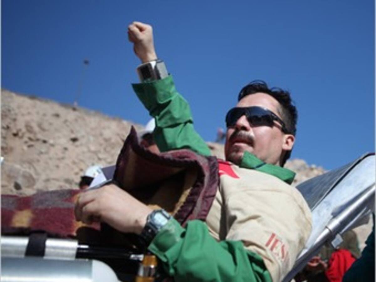 Uno de los 33 mineros de Atacama ingresa a una clínica de rehabilitación