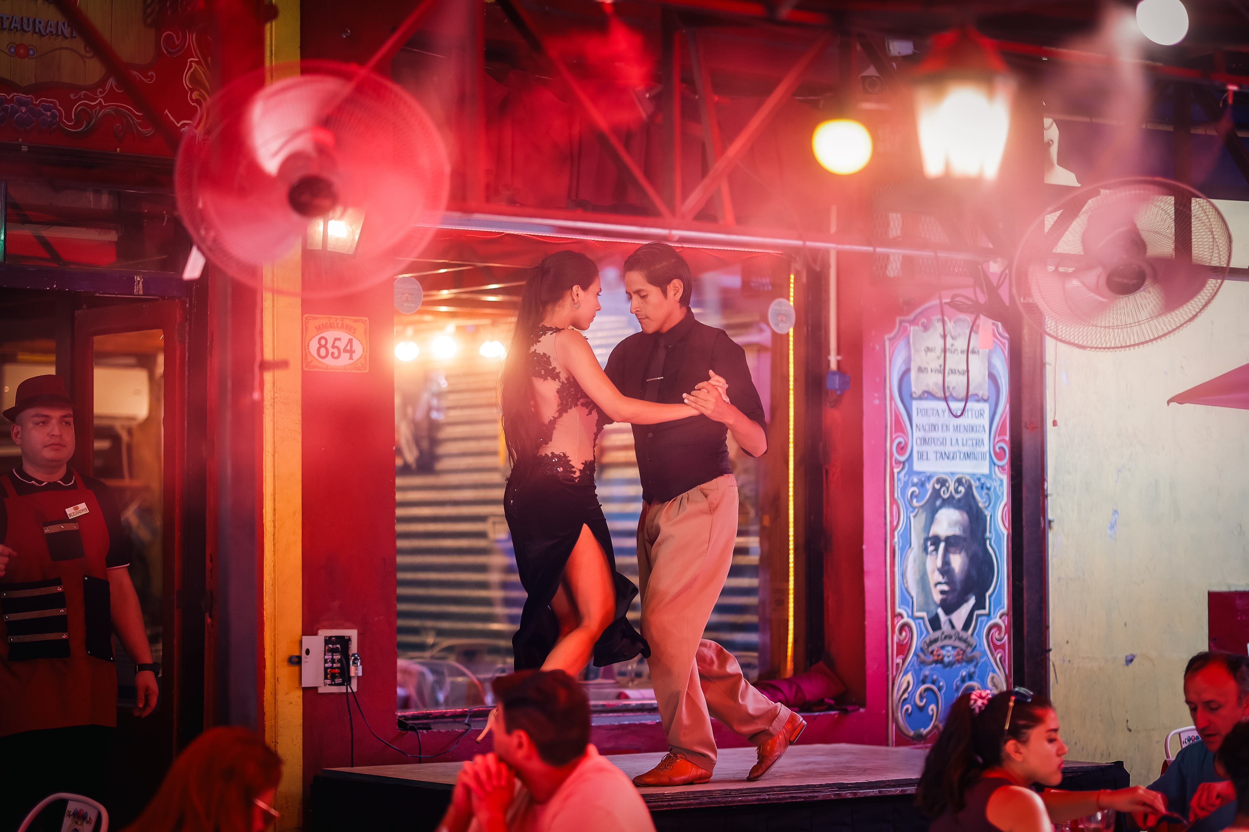 Tango. Imagen de referencia.