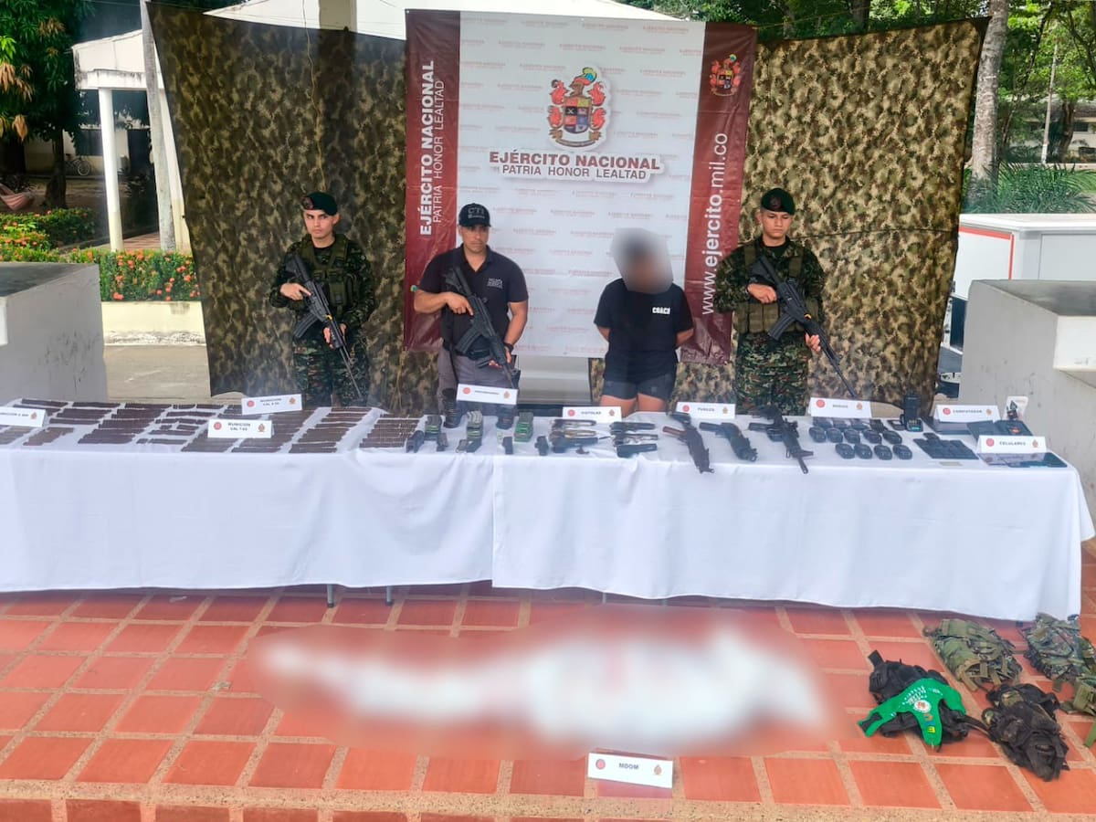Los combates entre el Ejército y el Clan del Golfo dejan un presunto cabecilla abatido en El Bagre