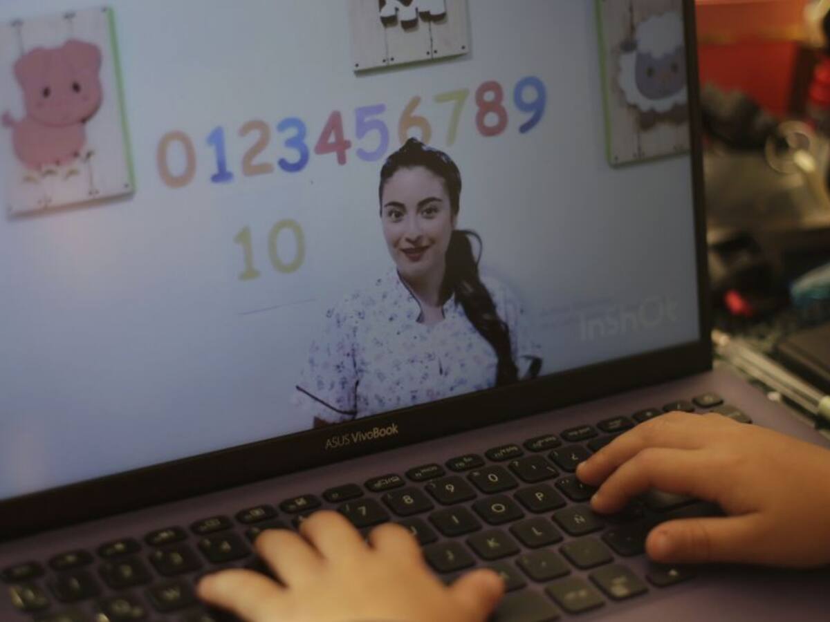 En Cartagena líderes sociales pidieron fortalecer educación virtual