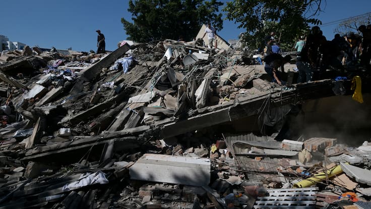 Se registran al menos 111 muertos tras terremoto de 7.4 en Colombia: balance del Gobierno Nacional