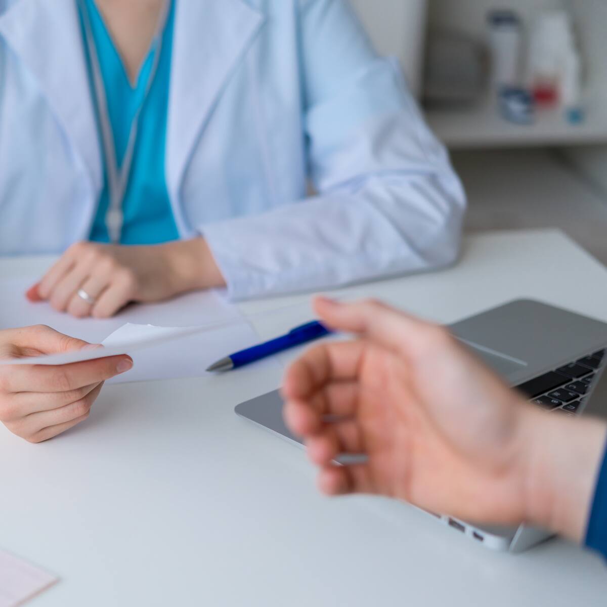 Familia denuncia que paciente con parálisis cerebral no recibe tratamiento de la EPS hace tres meses