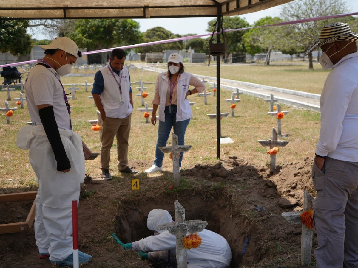 Recuperan 7 cuerpos del cementerio Calancala en Barranquilla; podrían ser víctimas del conflicto