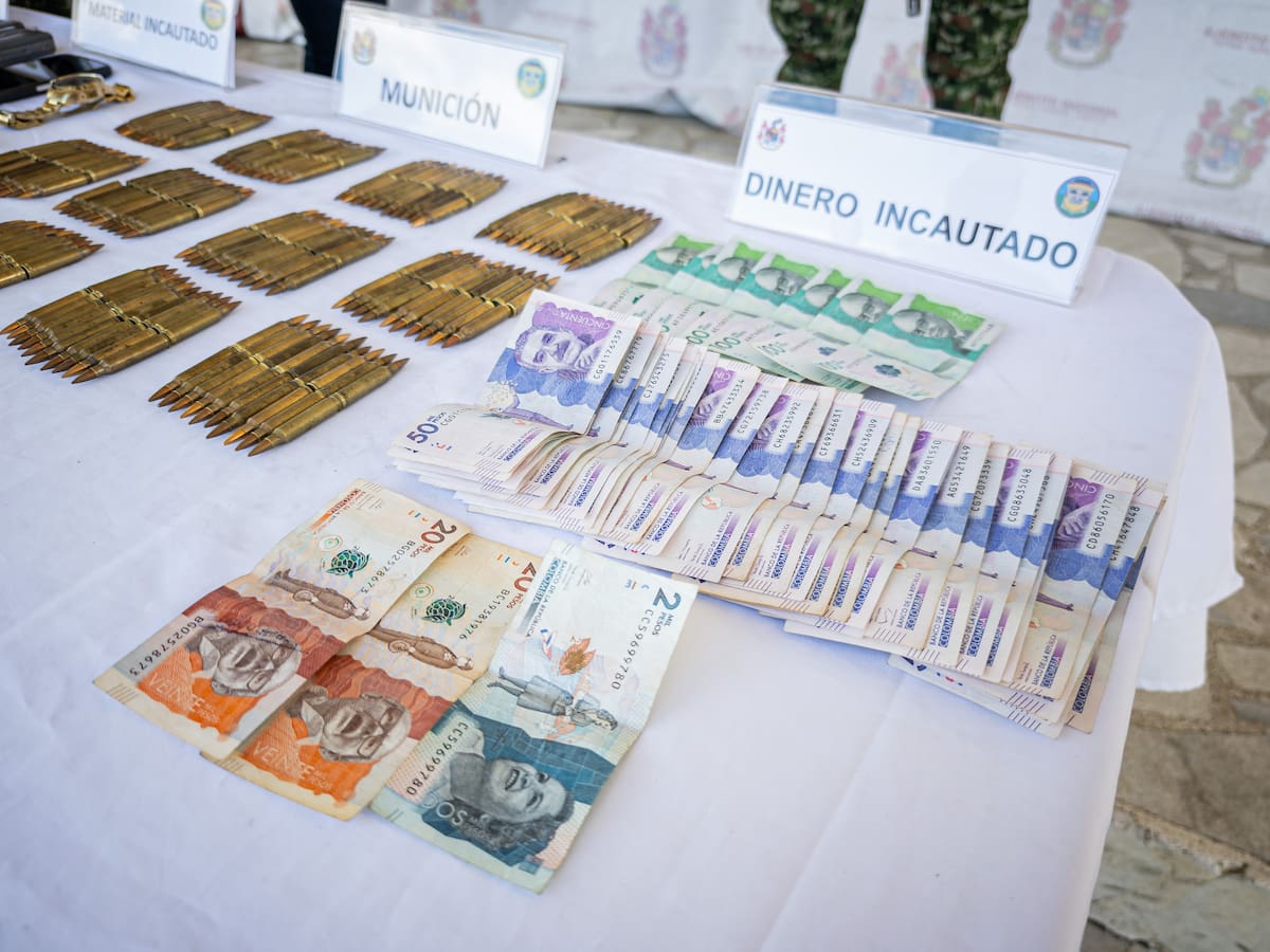 En el Huila capturan tres presuntos extorsionistas e incautan armamento ilegal