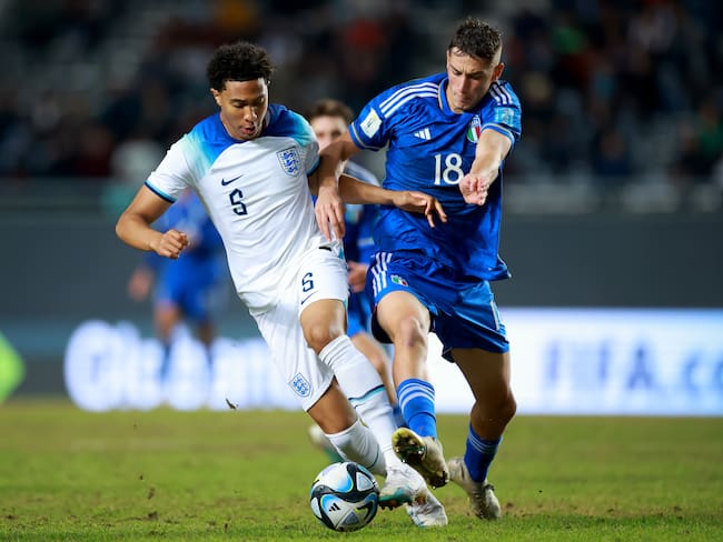 Duelo entre Inglaterra e Italia en el Mundial Sub-20. (Photo by Hector Vivas - FIFA/FIFA via Getty Images)
