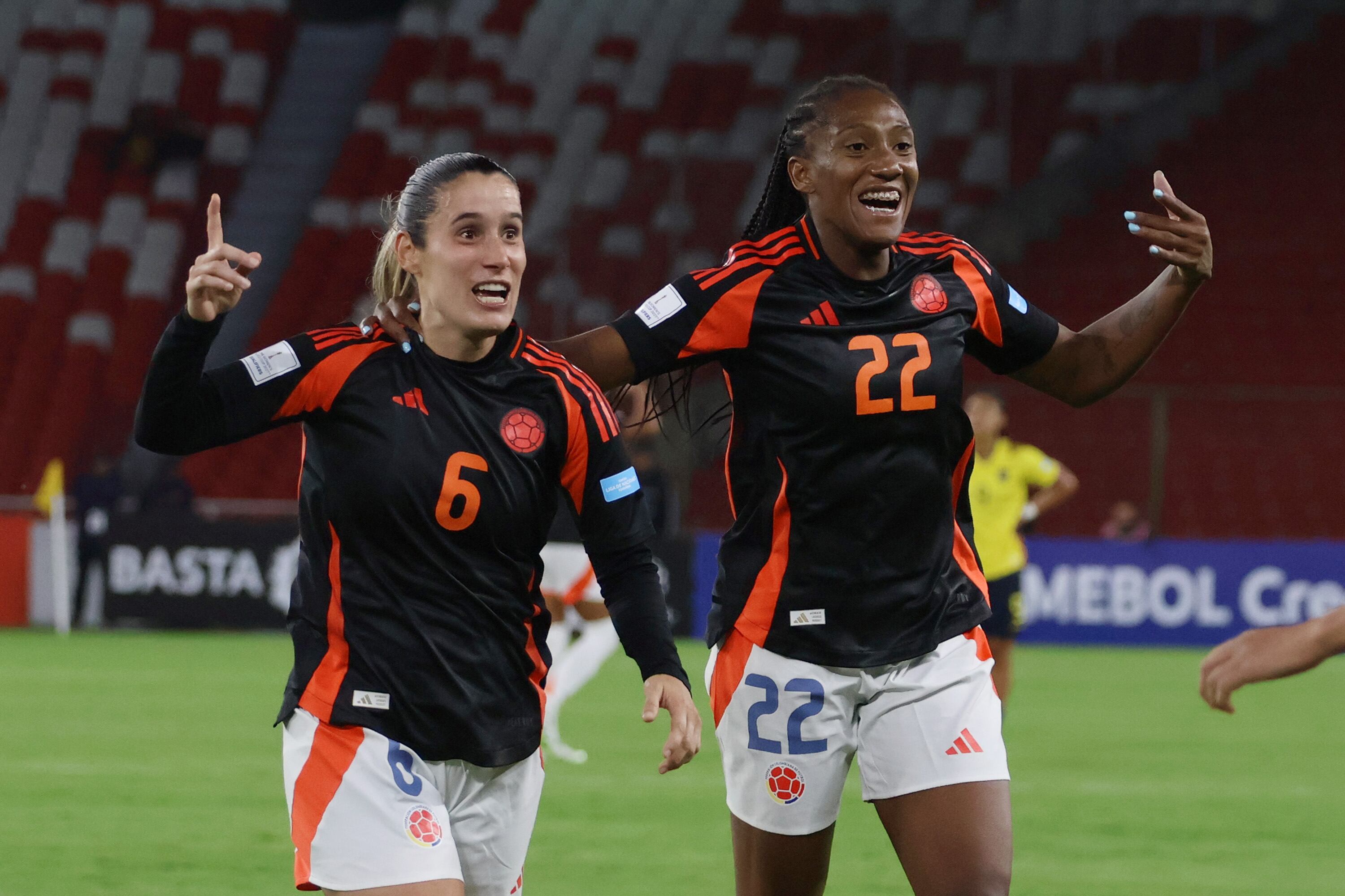 Colombia tiene rival, fecha y hora para su tercer partido en la Liga de Naciones Femenina. (Photo by Santiago Quichimbo/Agencia Press South/Getty Images)