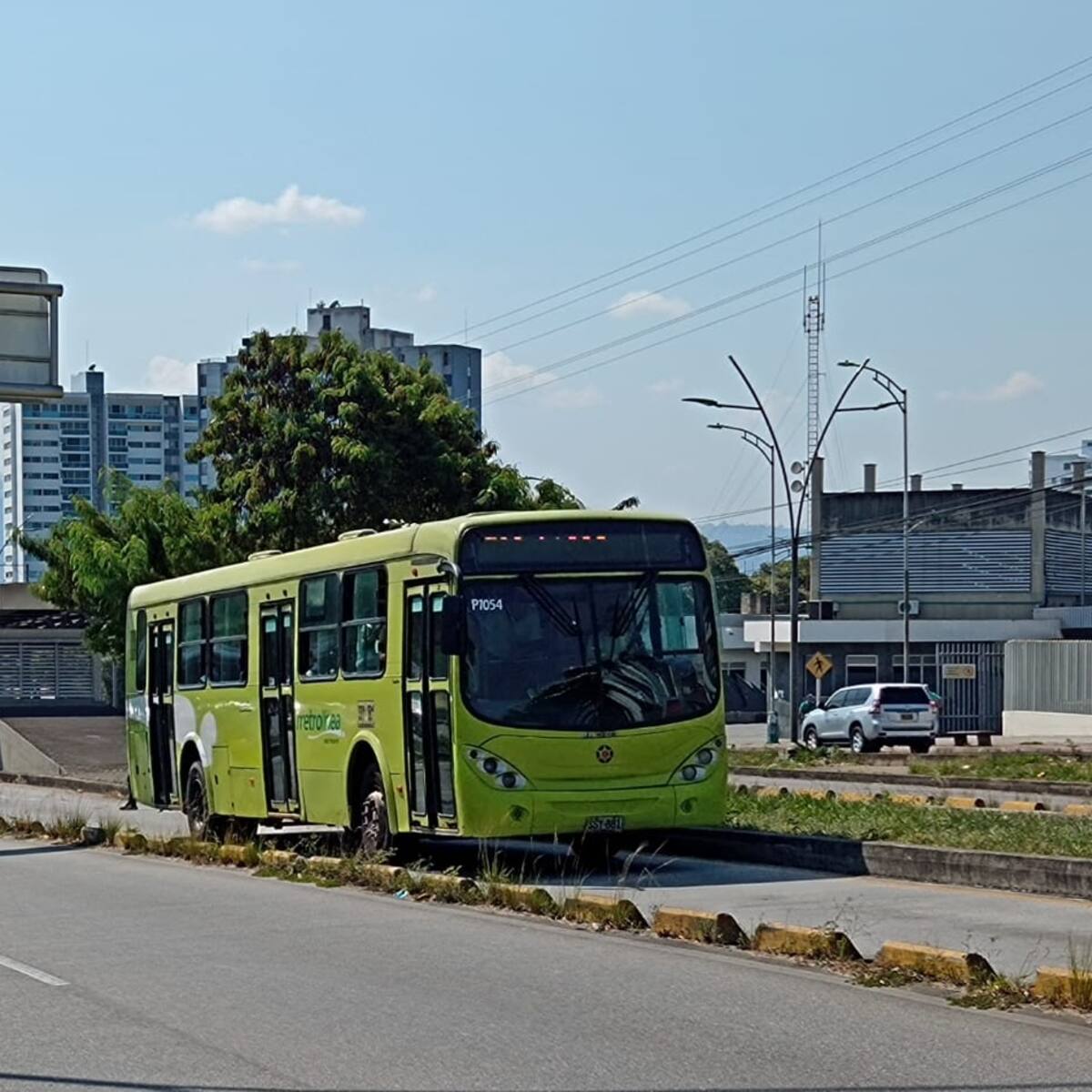 Metrolínea desvía rutas por evento ciclístico