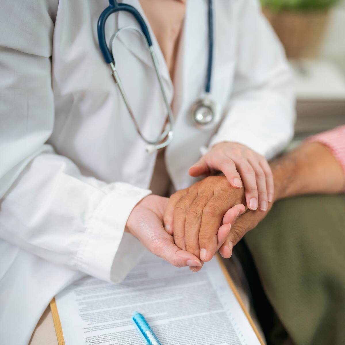 Médicos en Antioquia advierten colapso en atención a pacientes, tras decisión de EPS Sura