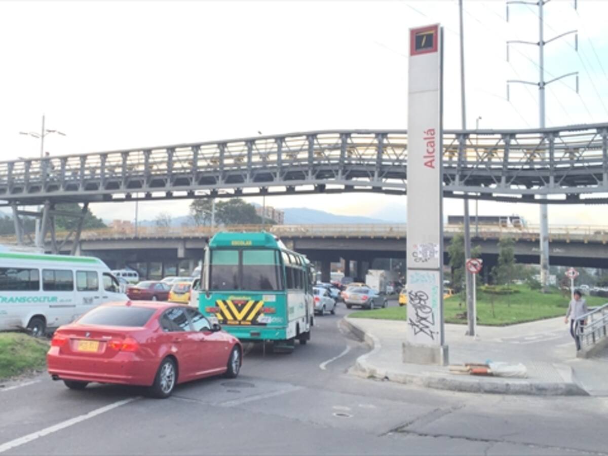 ​Puente peatonal Alcalá, en Bogotá, quedó listo tras su remodelación