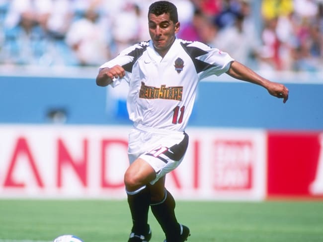 El goleador, Rubén Darío Hernández enseña cómo hacer goles